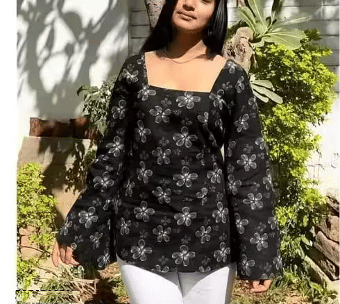     			GENERIC DARSHI ENTERPRISES Women Rayon Printed Straight Kurti ( Black )