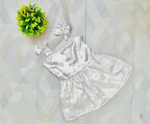 STYLEART E-COMMERCE PVT LTD Net Dress For Baby Girls ( Pack of 1 , White ) STYLEART E-COMMERCE PVT LTD Net Dress For Baby Girls ( Pack of 1 , White )