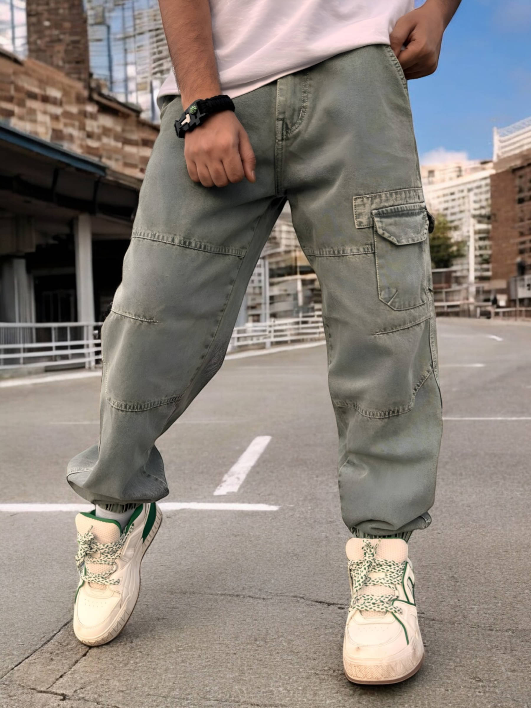 moveflair Clean Look Men's Jeans - Light Green ( Pack of 1 ) moveflair Clean Look Men's Jeans - Light Green ( Pack of 1 )