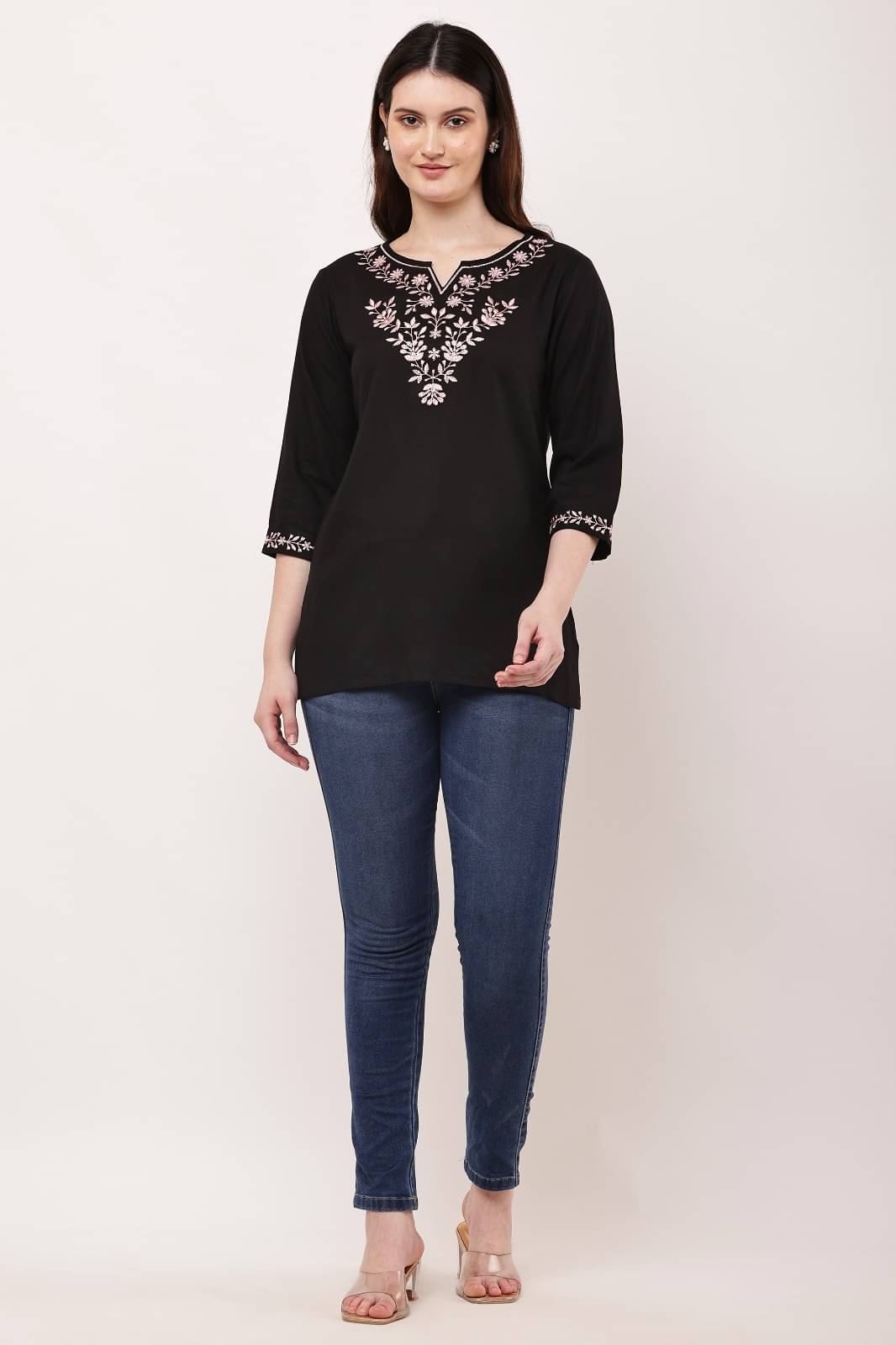 Generic Women Cotton Applique A-line Kurti ( Black ) Generic Women Cotton Applique A-line Kurti ( Black )
