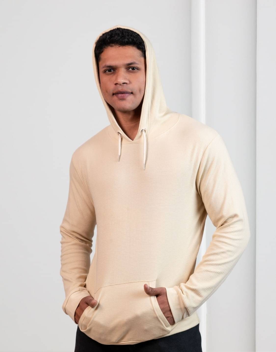 LYNX Cotton Hooded Men's Sweatshirt - Cream ( Pack of 1 ) LYNX Cotton Hooded Men's Sweatshirt - Cream ( Pack of 1 )