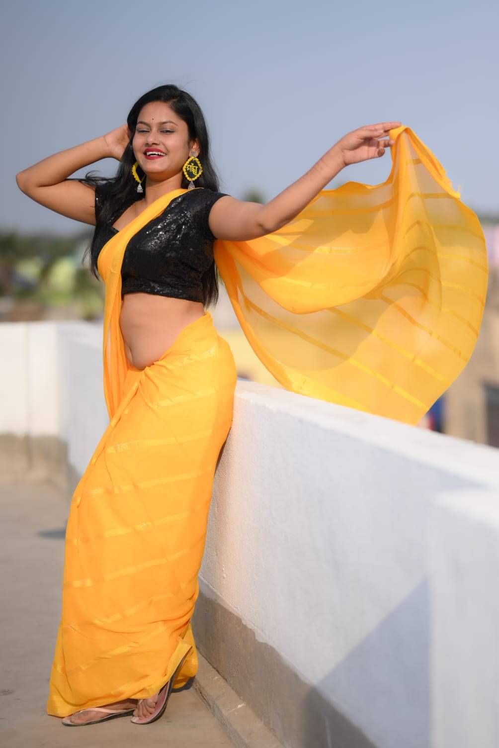 ANAND SAREES Georgette Solid Ilkal Saree With Unstitched Blouse Piece ( Yellow )     			ANAND SAREES Georgette Solid Ilkal Saree With Unstitched Blouse Piece ( Yellow )