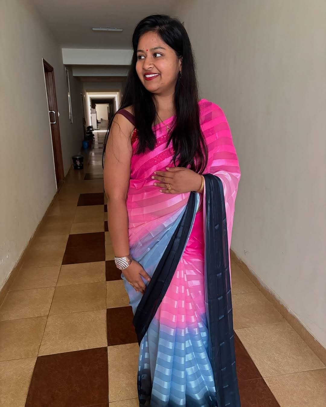 ANAND SAREES Georgette Solid Ilkal Saree With Unstitched Blouse Piece ( Grey ) ANAND SAREES Georgette Solid Ilkal Saree With Unstitched Blouse Piece ( Grey )