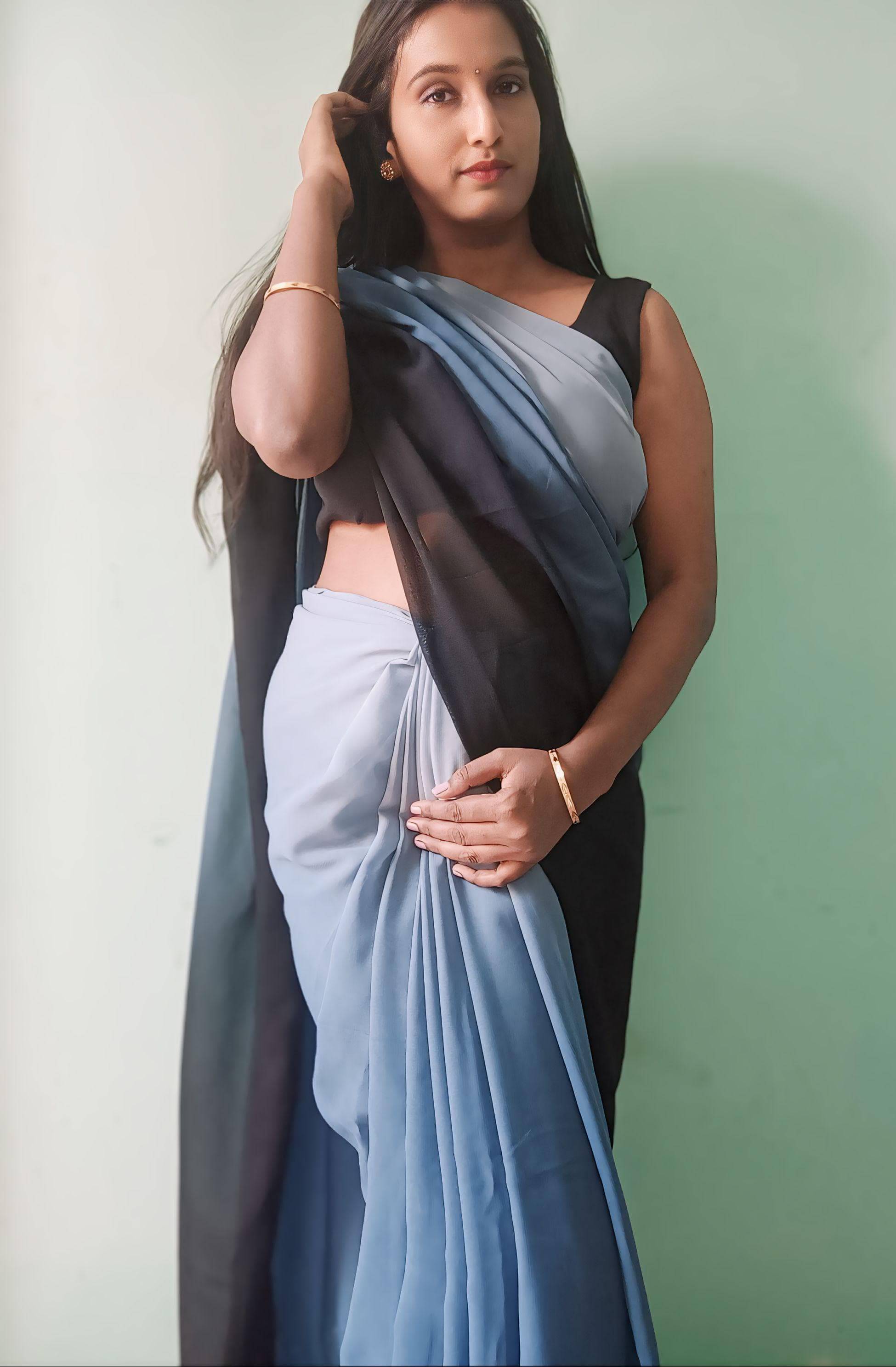 ANAND SAREES Georgette Striped Ilkal Saree With Unstitched Blouse Piece ( Grey )     			ANAND SAREES Georgette Striped Ilkal Saree With Unstitched Blouse Piece ( Grey )