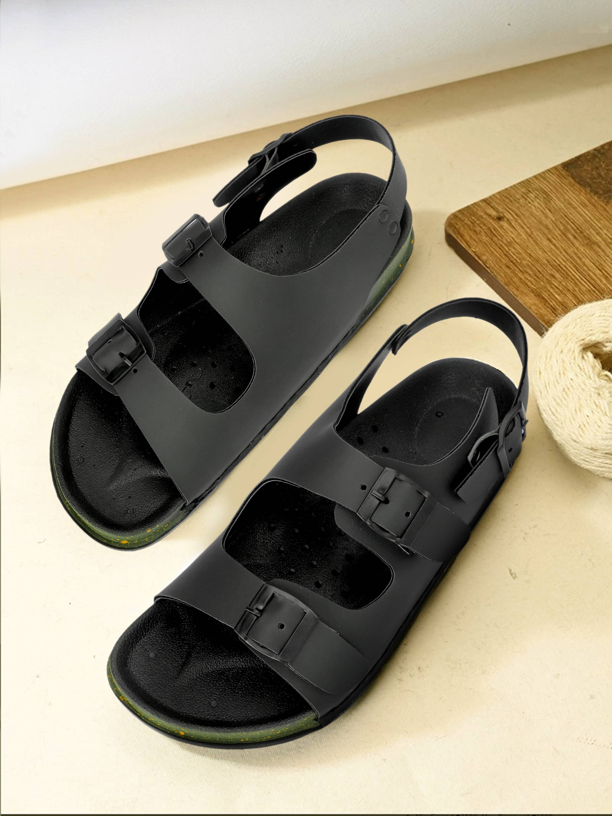     			Buxton - Black Men's Sandals