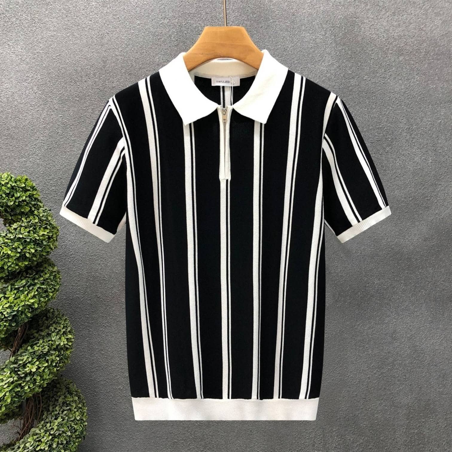 CONWAY Men Cotton Blend Regular Fit Printed T-Shirt ( Black )