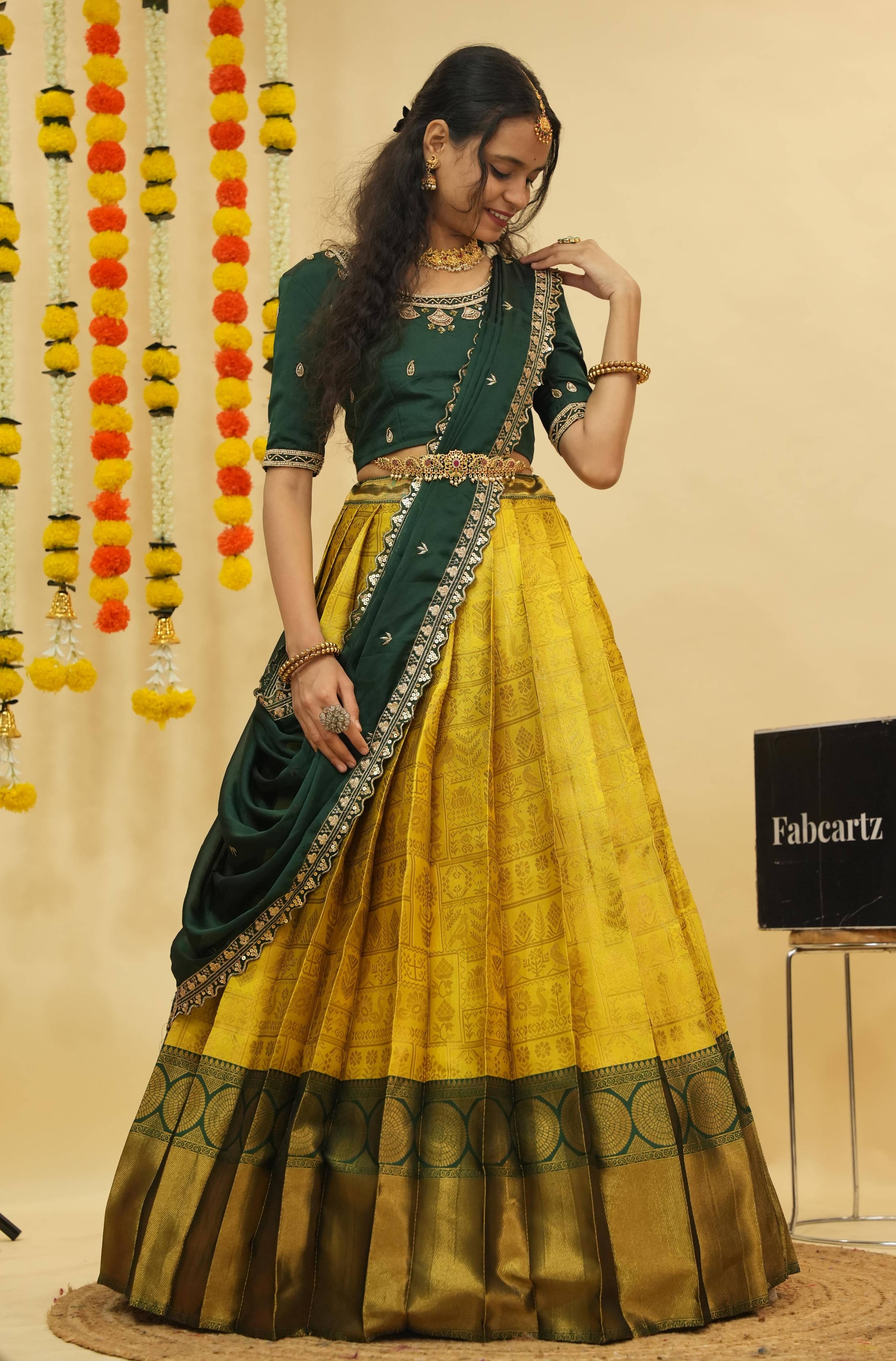     			Fabcartz Women Jacquard Flared Unstitched Lehenga Choli ( Yellow )