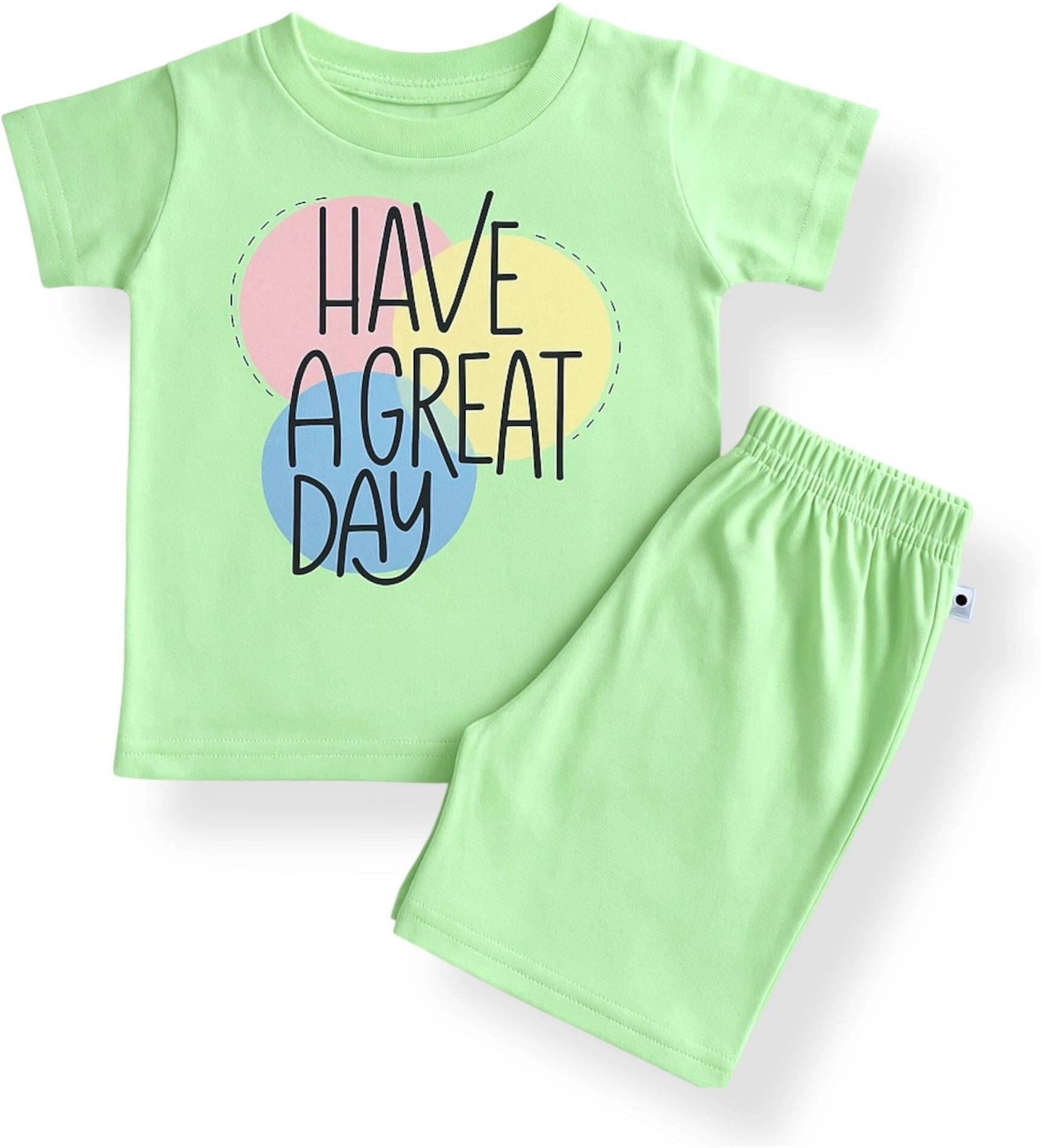     			HuggleBug Pack of 1 Boys Cotton T-Shirt & Shorts Set ( Green )