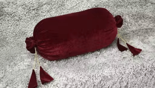 STYLEART E-COMMERCE PVT LTD - Pack of 1 Velvet Solid Regular Pillow Cover ( 33.02 cm(13) x 50.8 cm(20) ) - Maroon STYLEART E-COMMERCE PVT LTD - Pack of 1 Velvet Solid Regular Pillow Cover ( 33.02 cm(13) x 50.8 cm(20) ) - Maroon