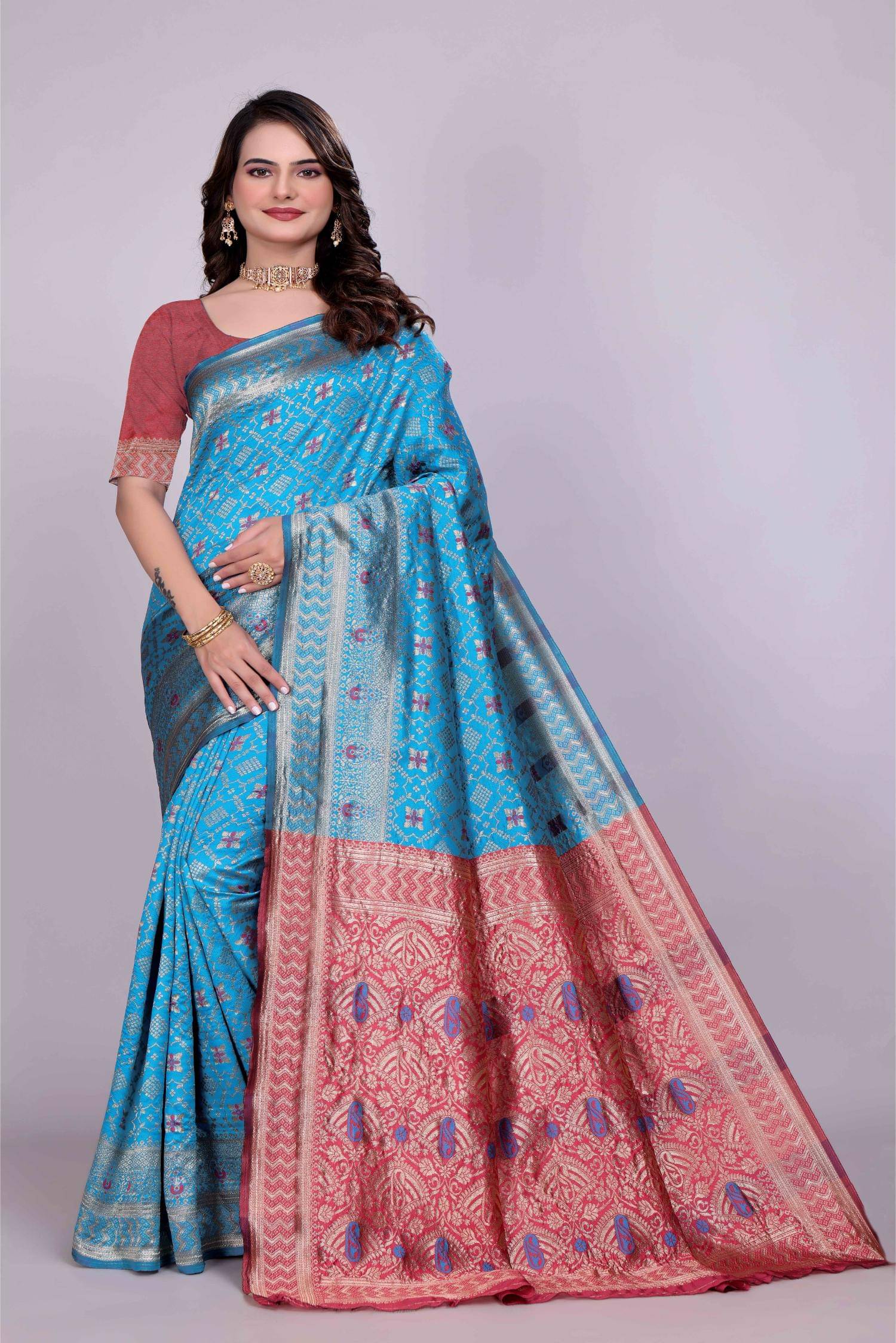 Suali Silk Woven Design Banarasi saree With Unstitched Blouse Piece ( Light Blue ) Suali Silk Woven Design Banarasi saree With Unstitched Blouse Piece ( Light Blue )