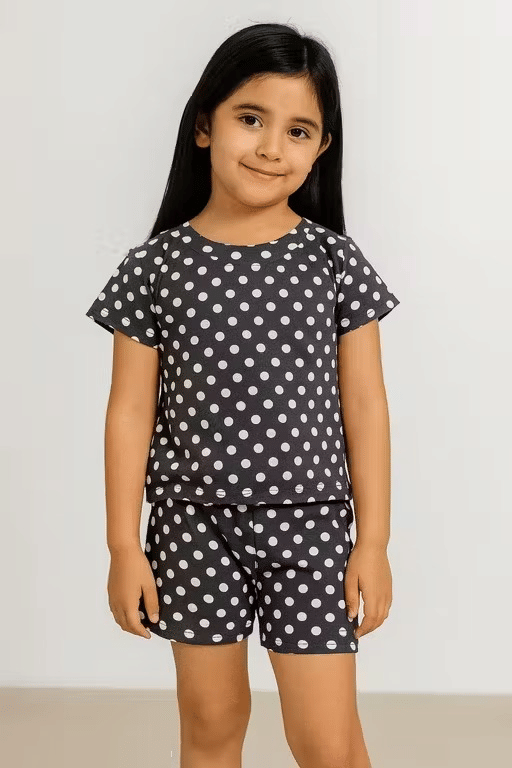     			BABU TABU Pack of 1 Girls Cotton T-shirt & Shorts ( Black )