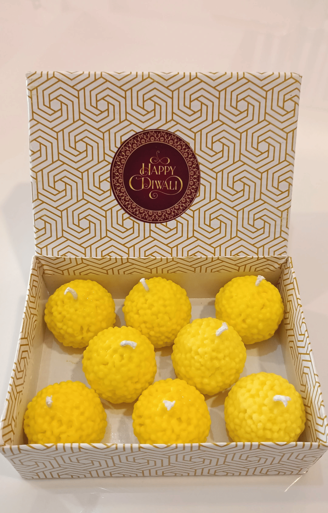 CANDELUNIA Yellow Aromatherapy Pillar Candle 4 cm ( Pack of 1 ) CANDELUNIA Yellow Aromatherapy Pillar Candle 4 cm ( Pack of 1 )