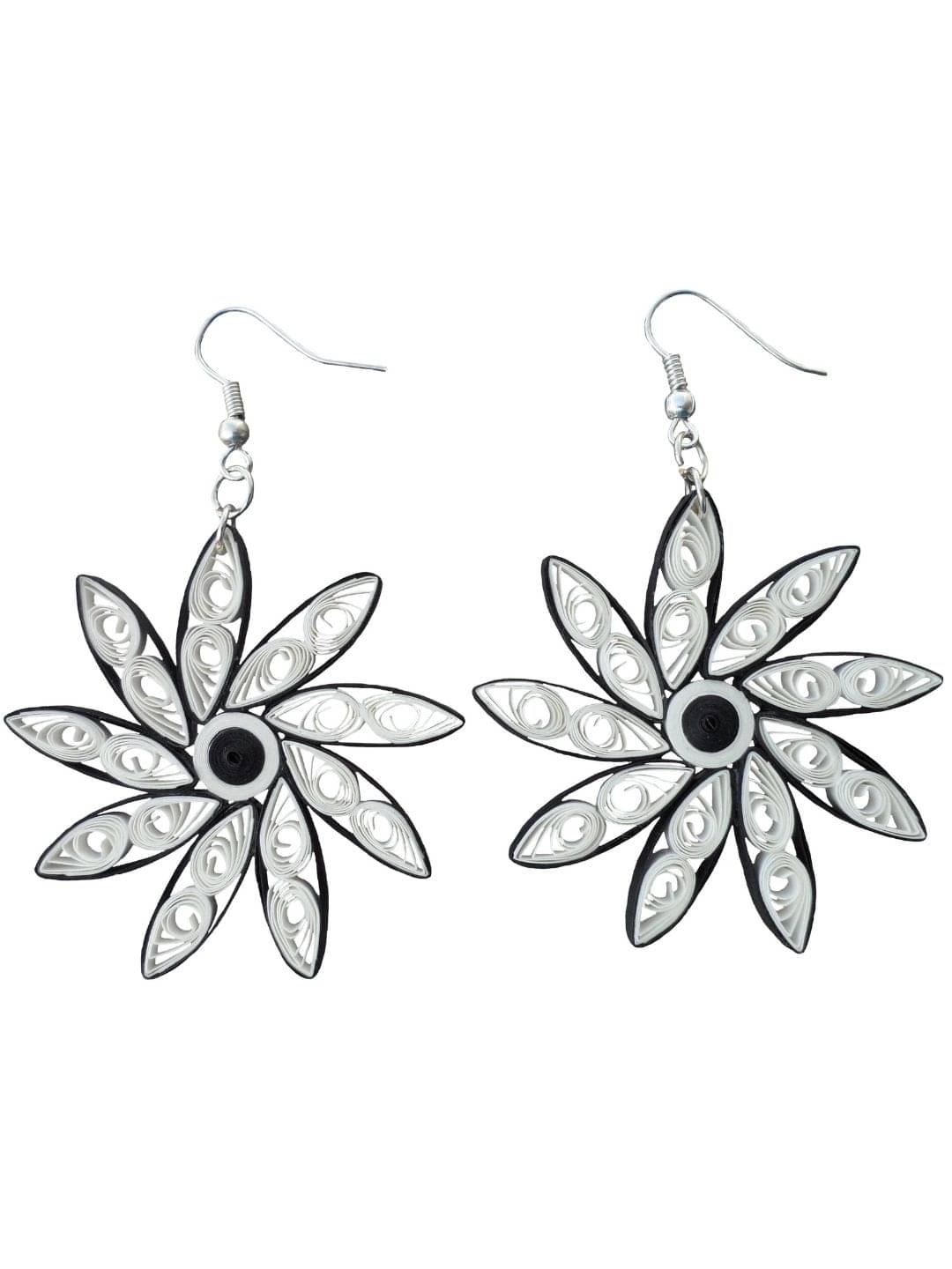     			Designer's Collection White Drop Earrings ( Pack of 1 )