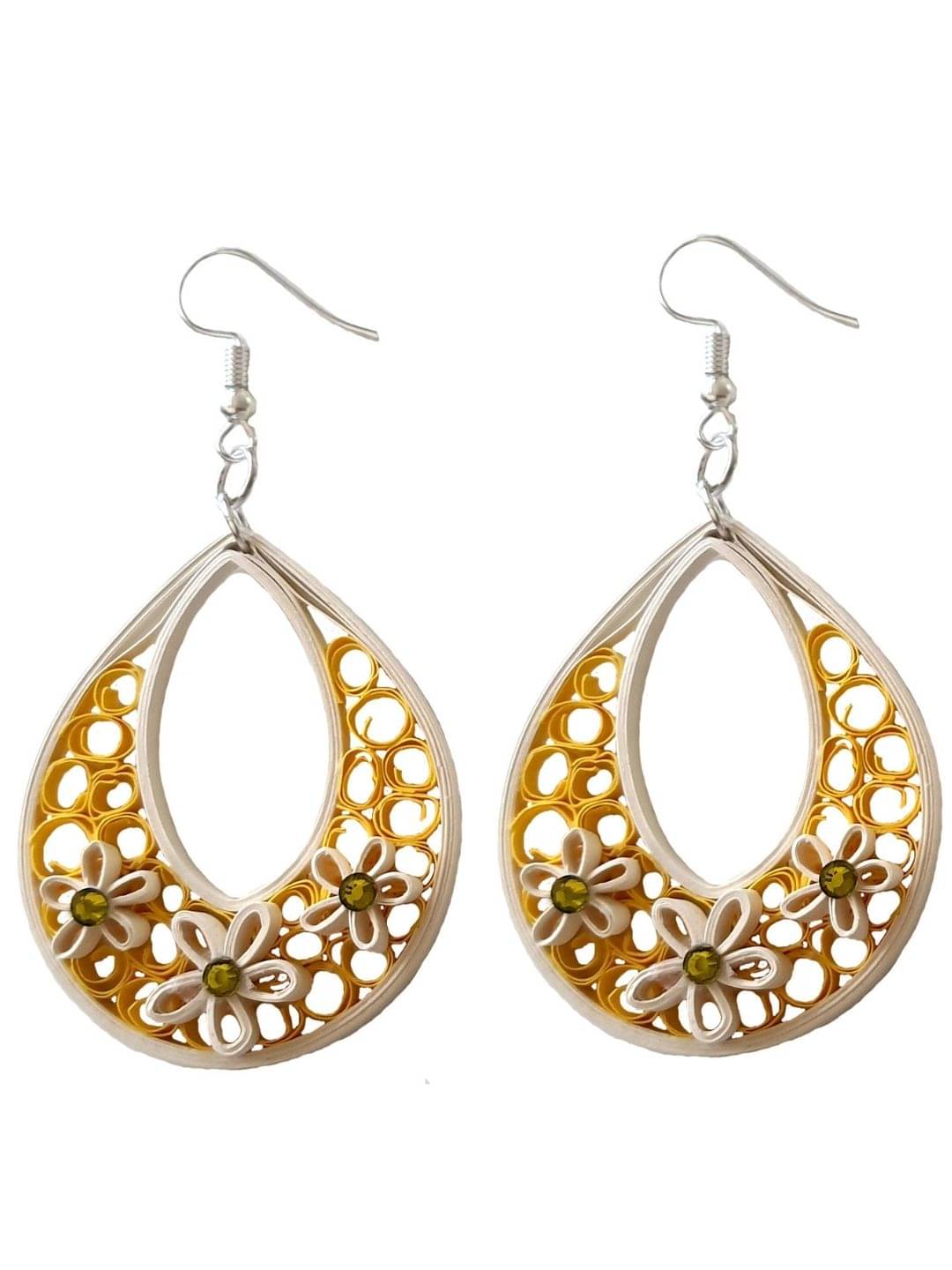     			Designer's Collection Yellow Drop Earrings ( Pack of 1 )