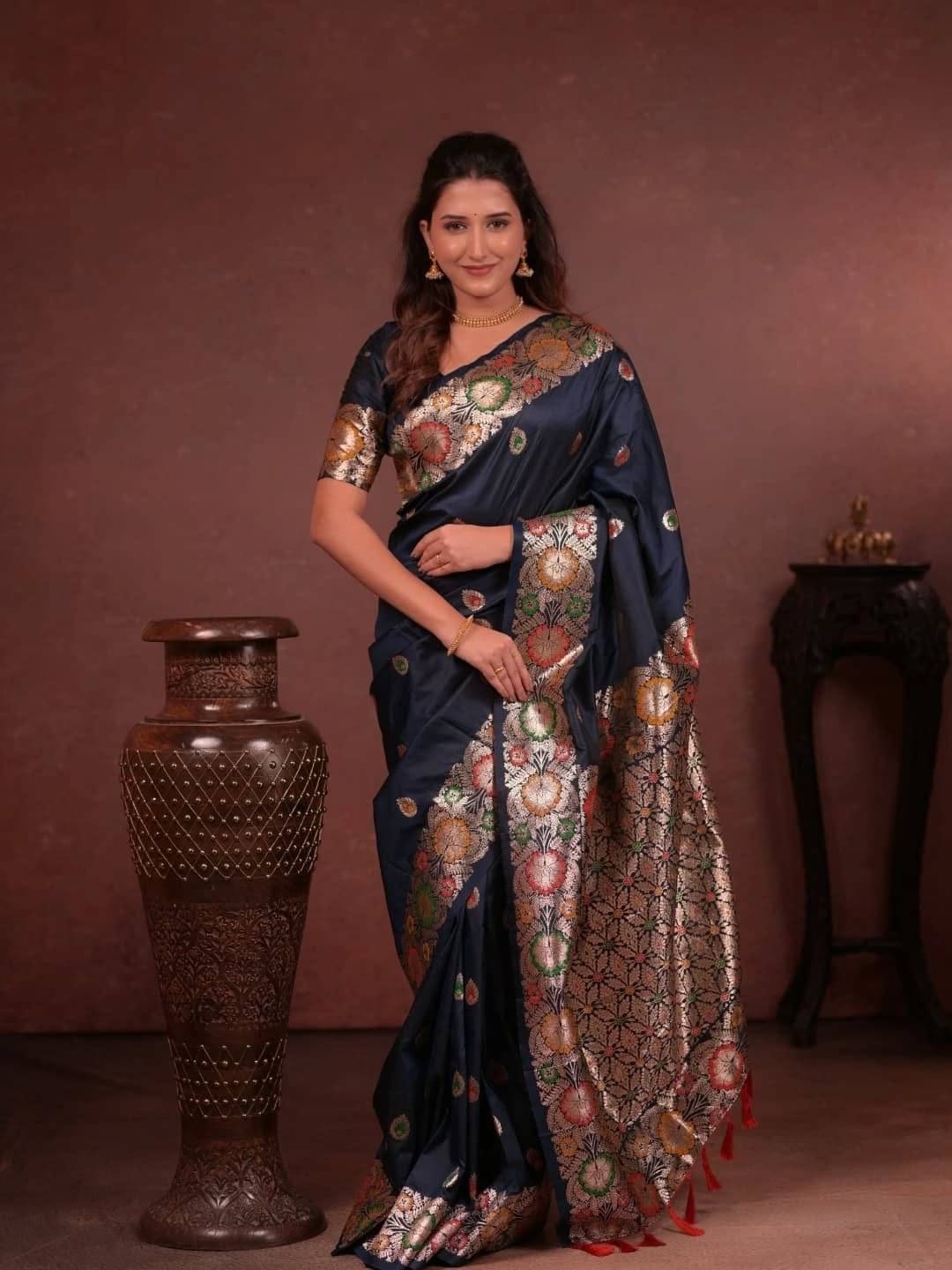     			Indesa Art Silk Solid Banarasi saree With Unstitched Blouse Piece ( Black )
