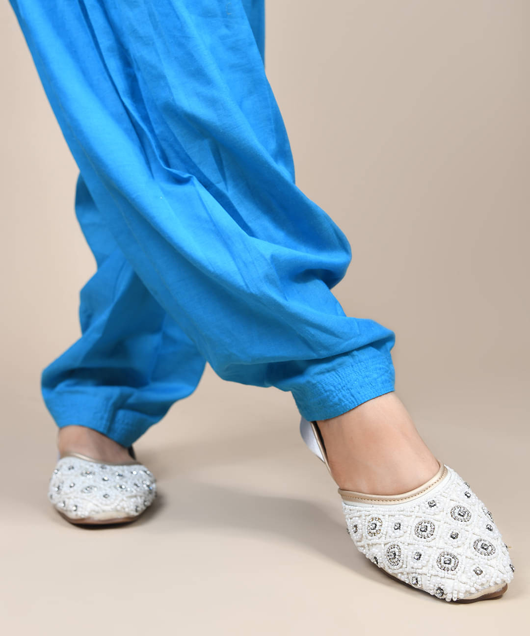     			JM Looks White Women's Ethnic Ballerinas