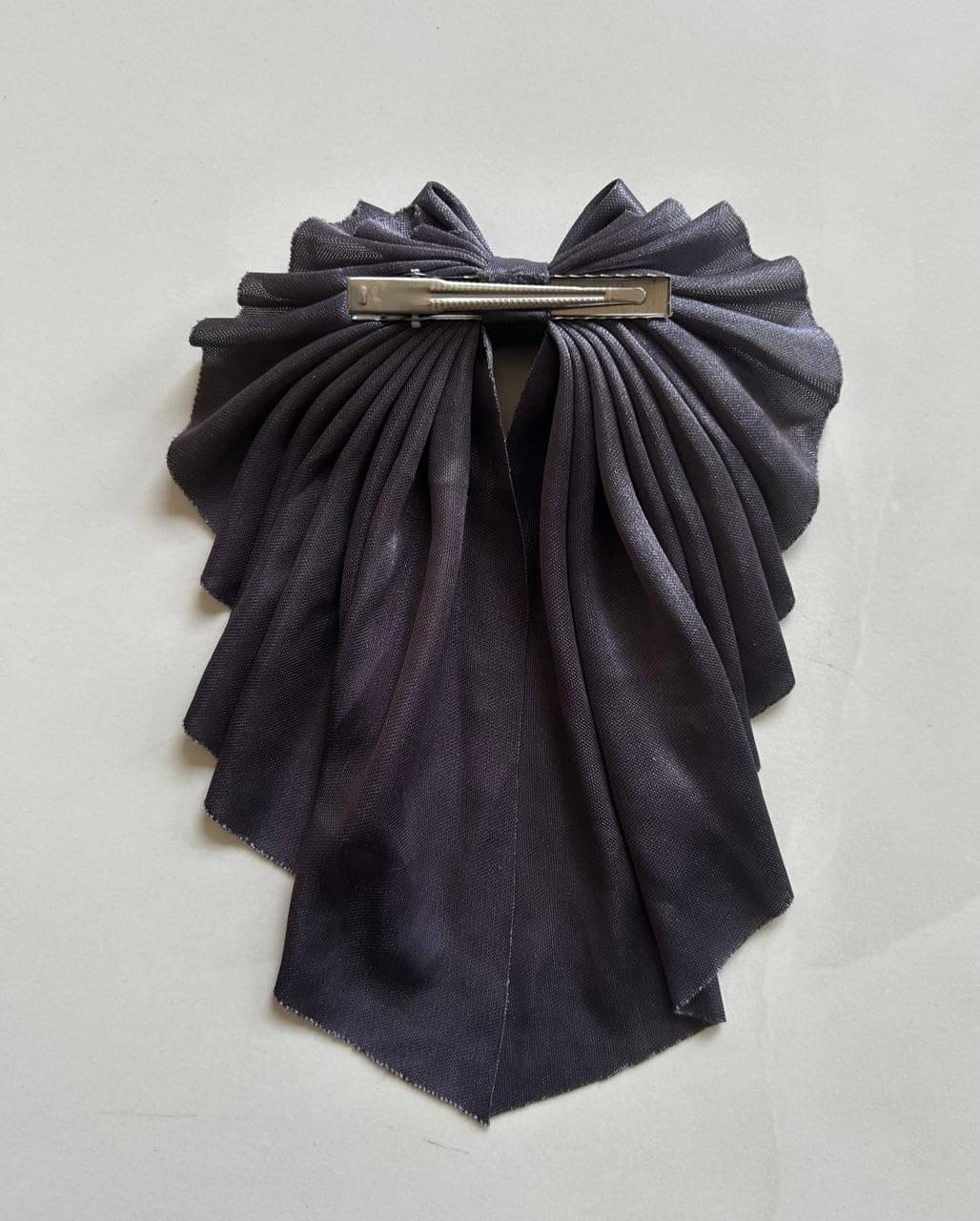 Kri N Sha Gray Hair Clip ( Pack of 2 )     			Kri N Sha Gray Hair Clip ( Pack of 2 )