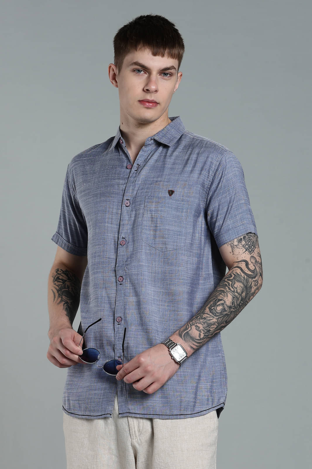 Kuons Avenue 100% Cotton Regular Fit Solids Half Sleeves Men's Casual Shirt - Navy Blue ( Pack of 1 ) Kuons Avenue 100% Cotton Regular Fit Solids Half Sleeves Men's Casual Shirt - Navy Blue ( Pack of 1 )