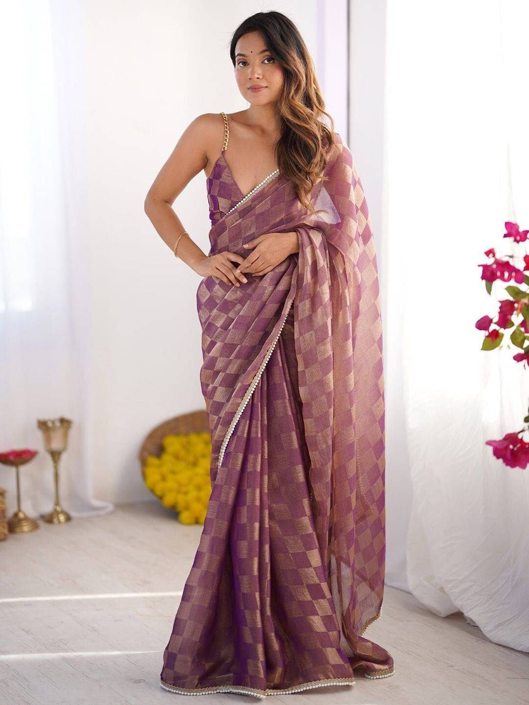 MAHAVIR CREATION Chiffon Checked Regular Saree With Unstitched Blouse Piece ( Purple ) MAHAVIR CREATION Chiffon Checked Regular Saree With Unstitched Blouse Piece ( Purple )