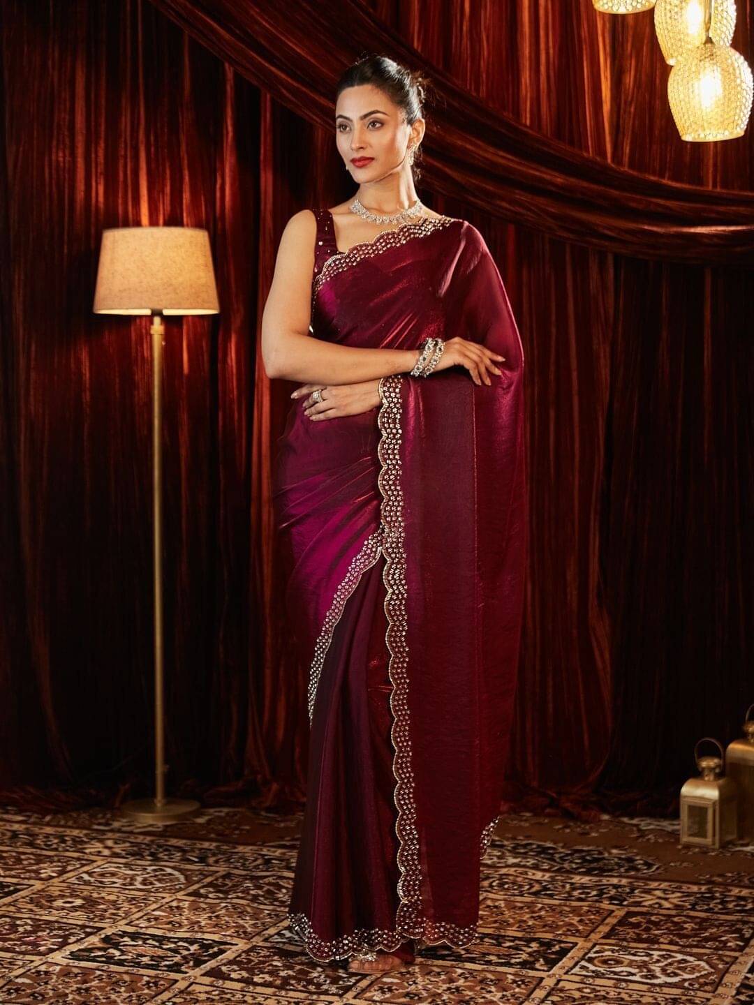     			MAHAVIR CREATION Satin Solid Regular Saree With Unstitched Blouse Piece ( Maroon )