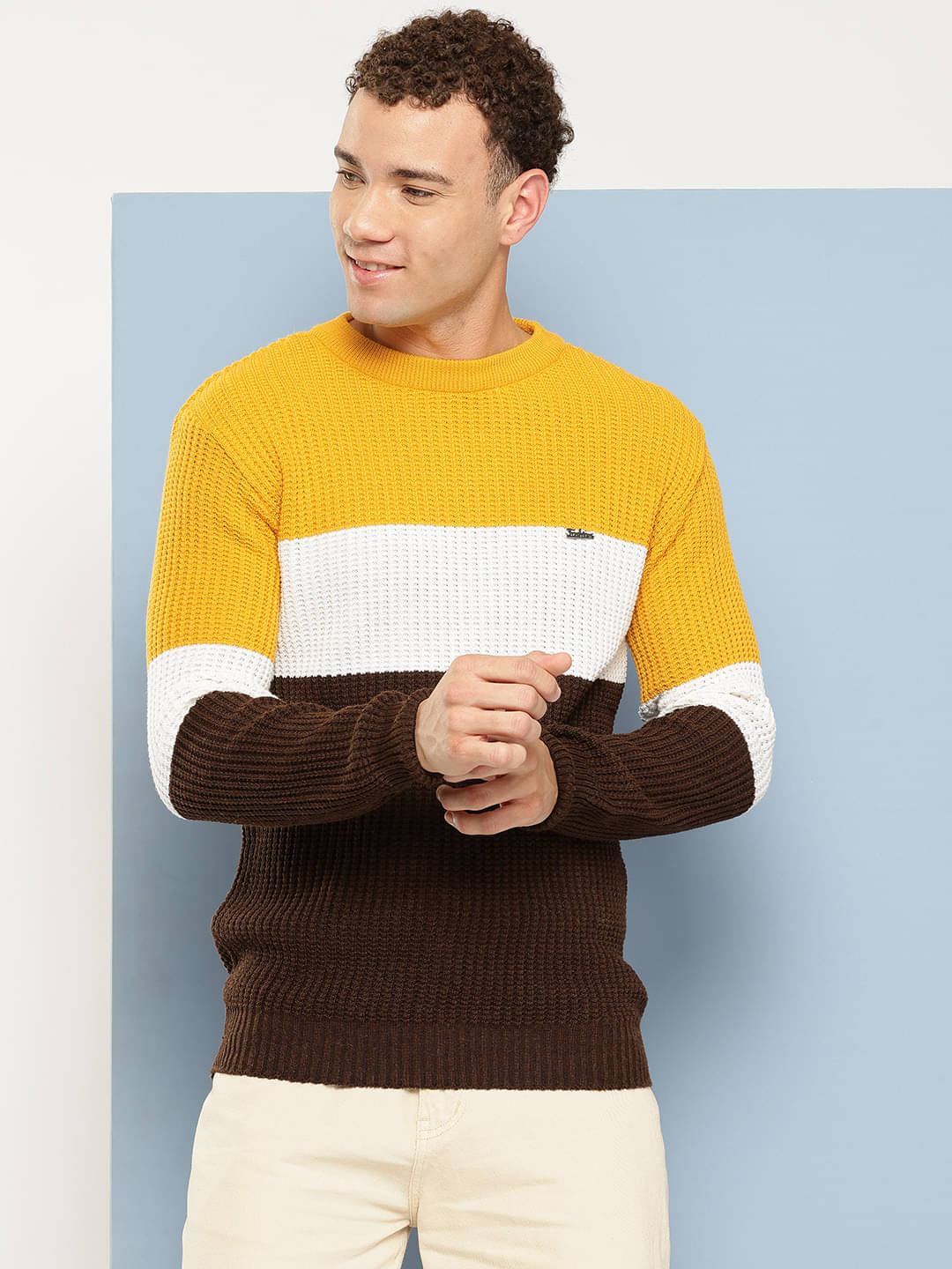 Aarika Woollen Round Neck Men's Full Sleeves Pullover Sweater - Yellow ( Pack of 1 )     			Aarika Woollen Round Neck Men's Full Sleeves Pullover Sweater - Yellow ( Pack of 1 )