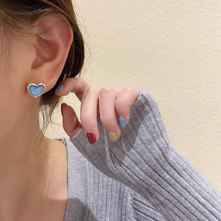     			Adornity Blue Stud Earrings ( Pack of 1 )