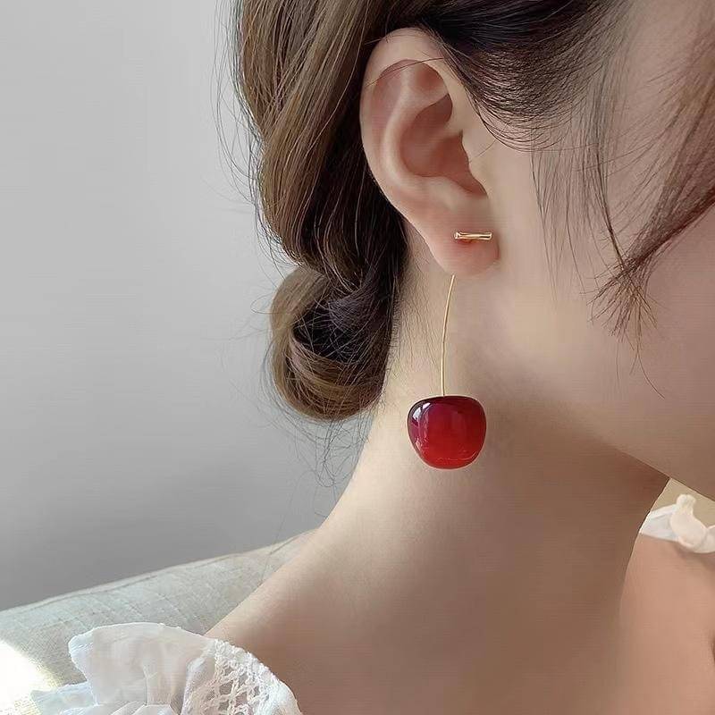     			Adornity Red Stud Earrings ( Pack of 1 )