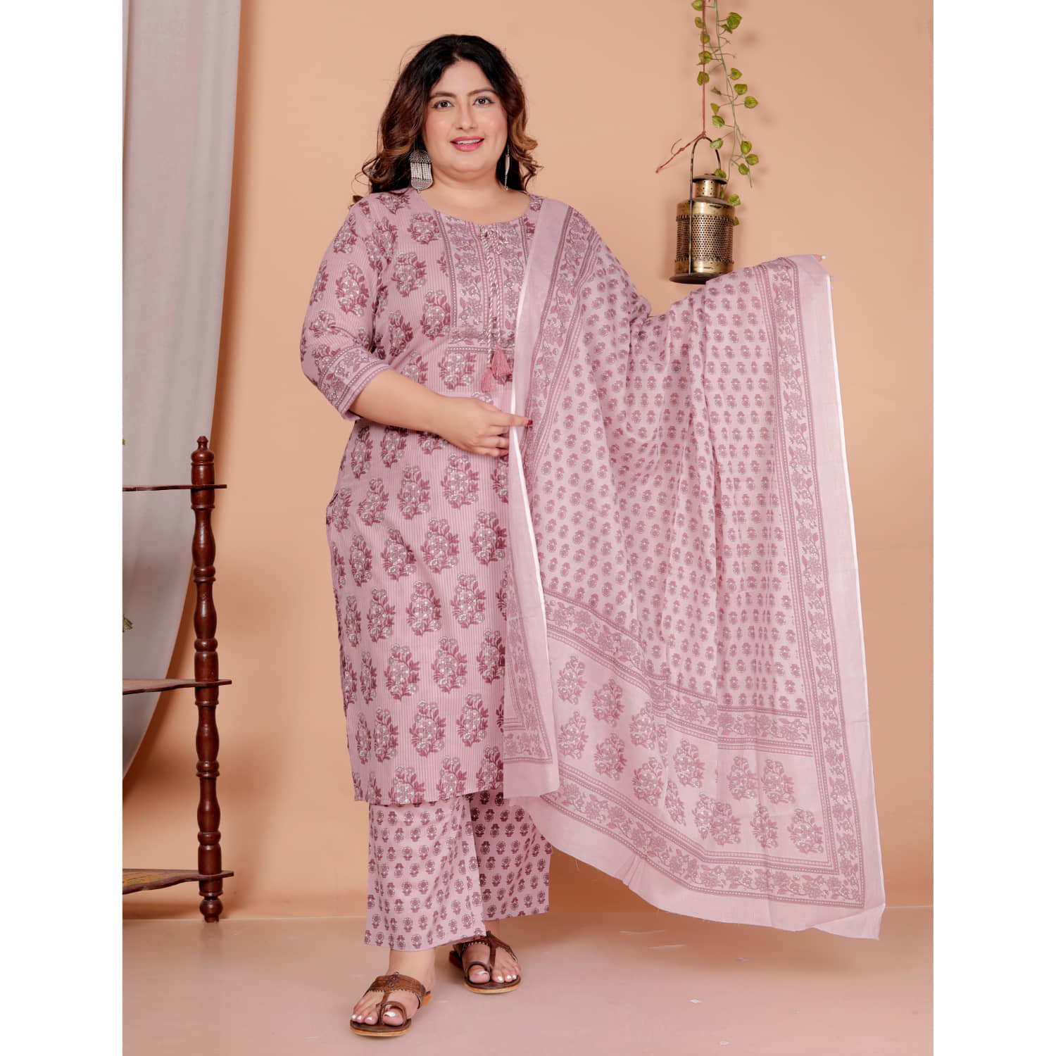 Avnii Women Cotton Printed Straight Kurti With Pants ( Pink )