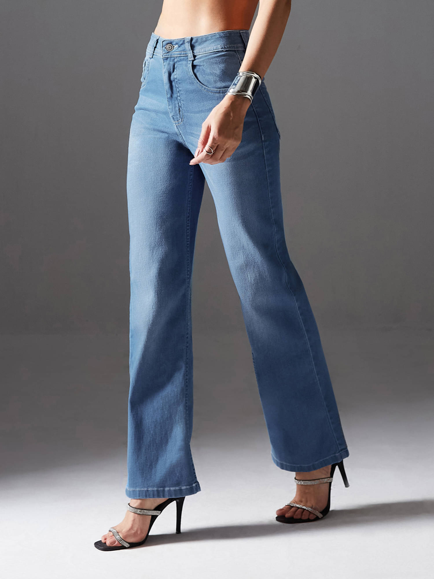     			Miss Chase Women's Wide Leg Mid-Rise Jeans ( Blue )