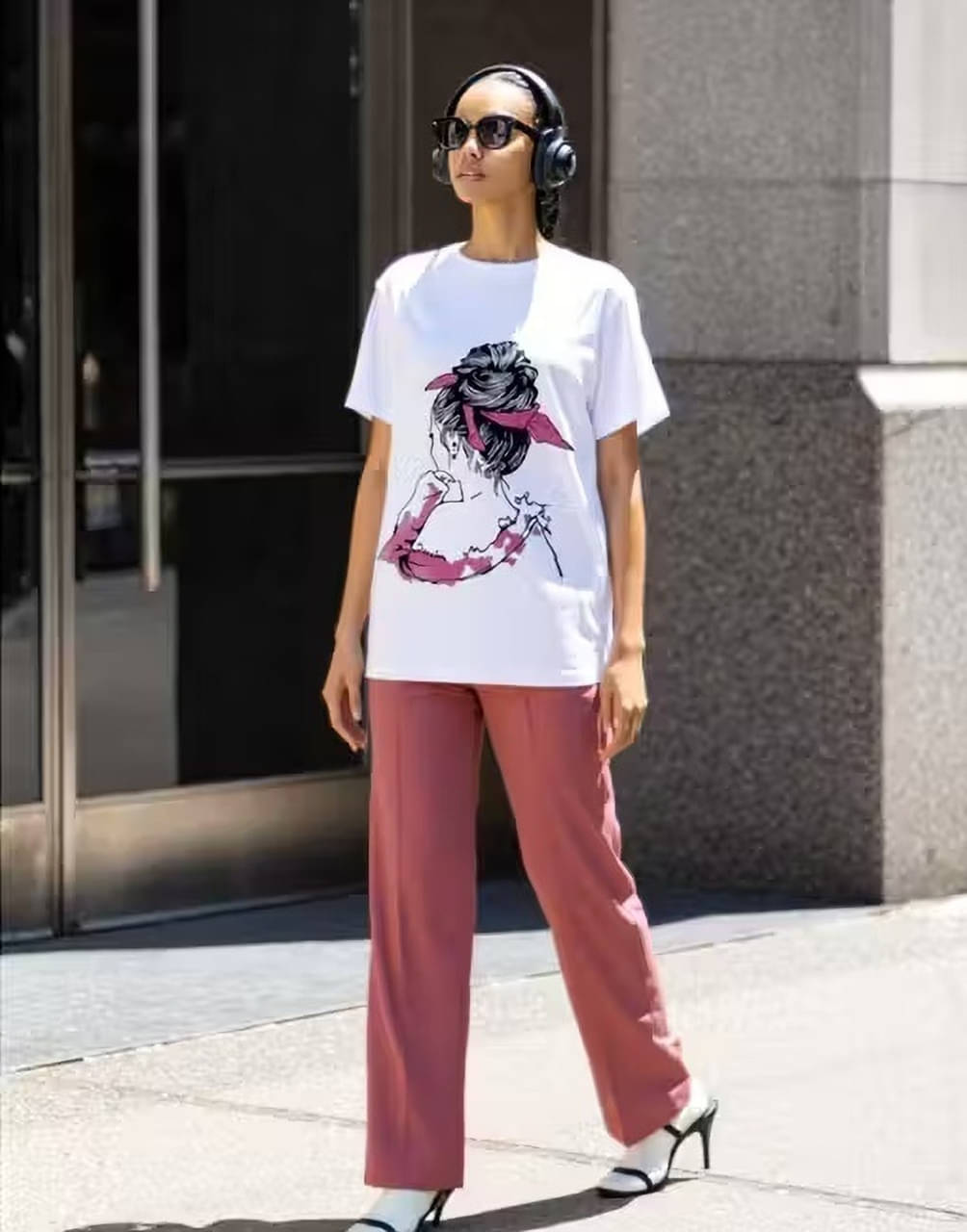     			TarrenT HunT Women Printed T-Shirt With Joggers Co-Ord Set ( Pink )