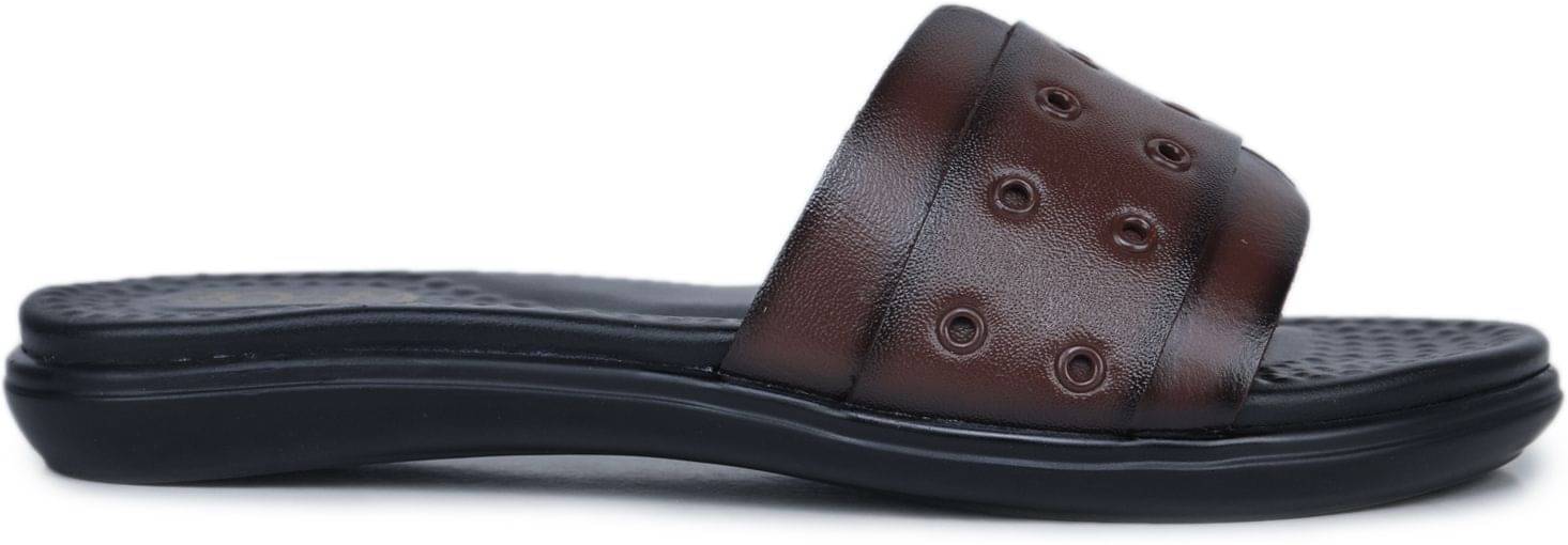     			Zoom Shoes Brown Women's Slipper