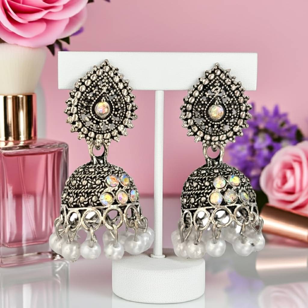     			Esyko Silver Jhumki Earrings ( Pack of 1 )
