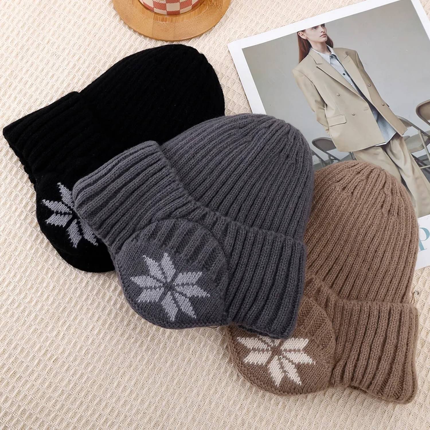 Infispace Pack of 1 Woollen Men's Hat ( Multicolor ) Infispace Pack of 1 Woollen Men's Hat ( Multicolor )