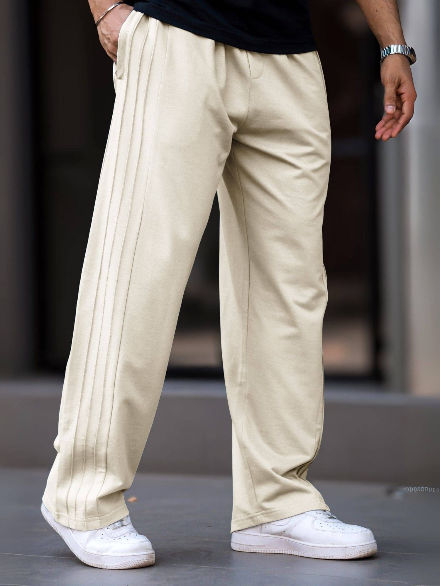 JUMP CUTS Beige Cotton Men's Trackpants ( Pack of 1 )     			JUMP CUTS Beige Cotton Men's Trackpants ( Pack of 1 )