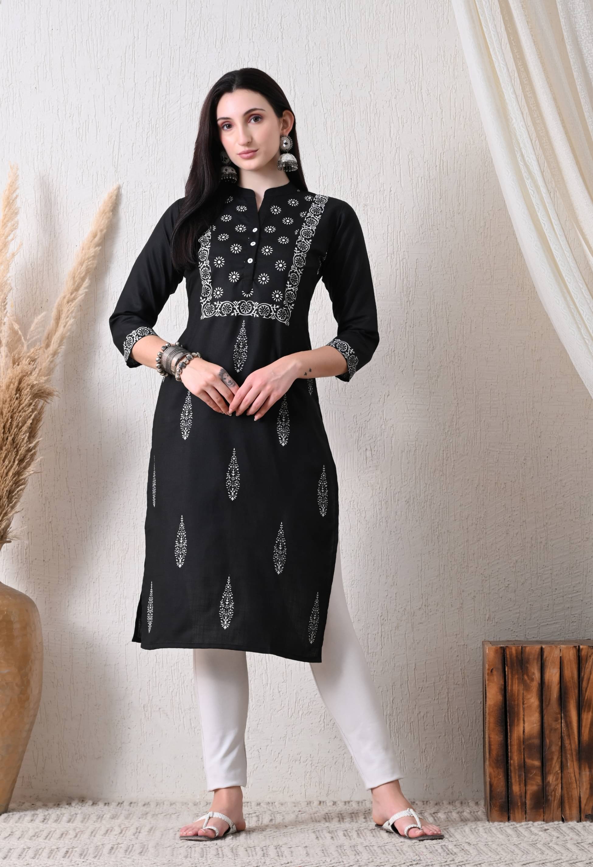 MAURYA Women Cotton Blend Printed Straight Kurti ( Black )     			MAURYA Women Cotton Blend Printed Straight Kurti ( Black )