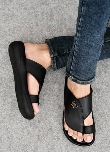     			Real Bliss - Black Men's Sandals