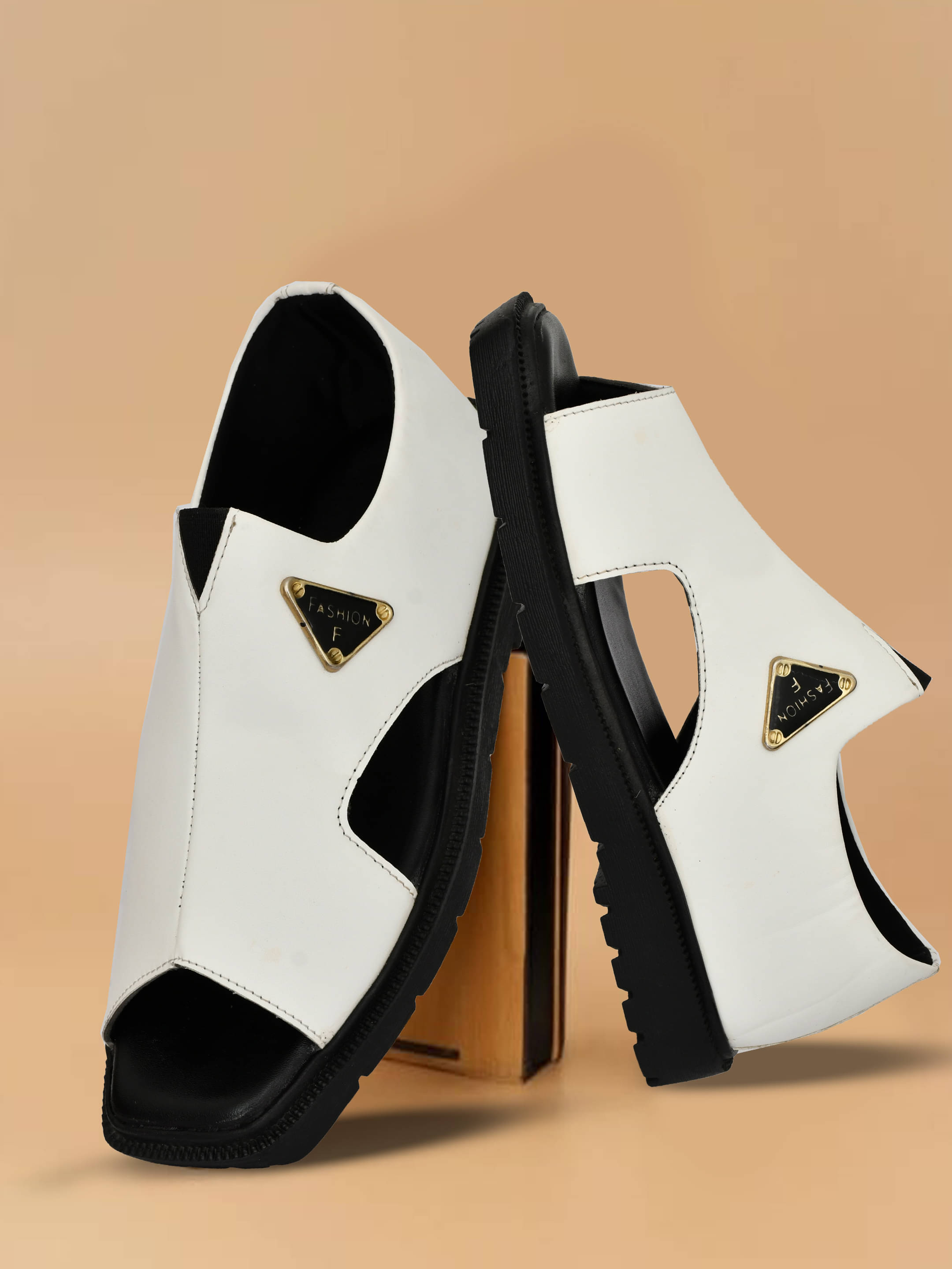     			Real Bliss - White Men's Sandals