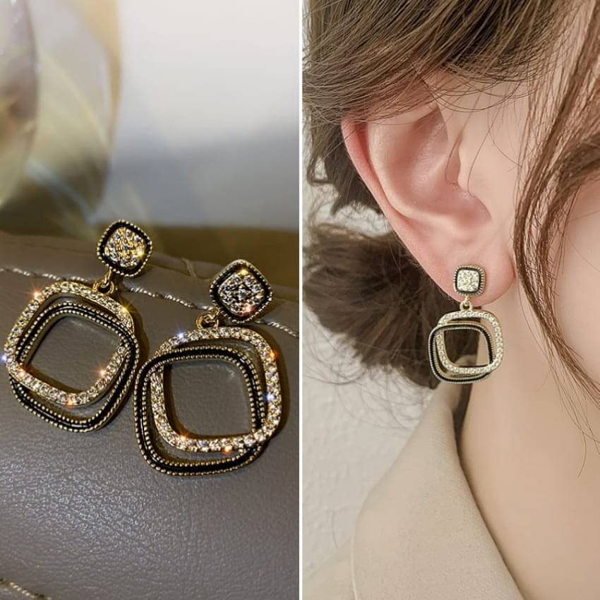     			Yugosmile Black Drop Earrings ( Pack of 1 )