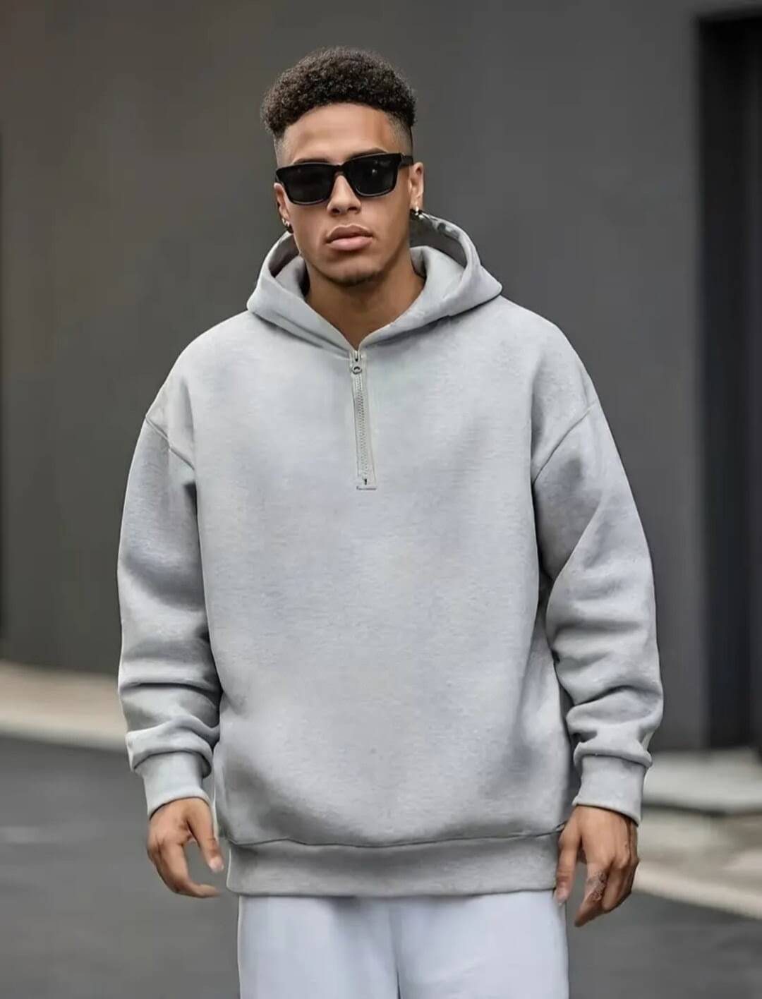Deslizar Cotton Blend Hooded Men's Sweatshirt - Grey ( Pack of 1 )     			Deslizar Cotton Blend Hooded Men's Sweatshirt - Grey ( Pack of 1 )