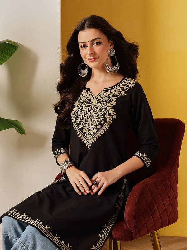     			Fembliss Women Cotton Embroidered Straight Kurti ( Black )