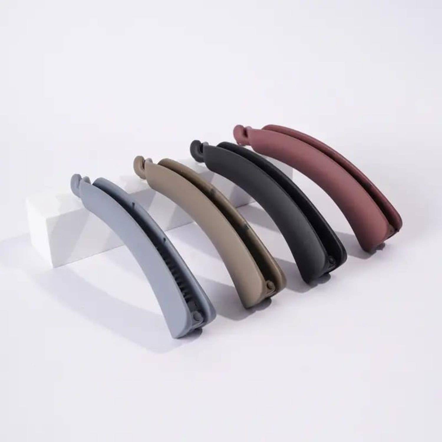     			Freebies Multi Women's Banana Clip ( Pack of 4 )