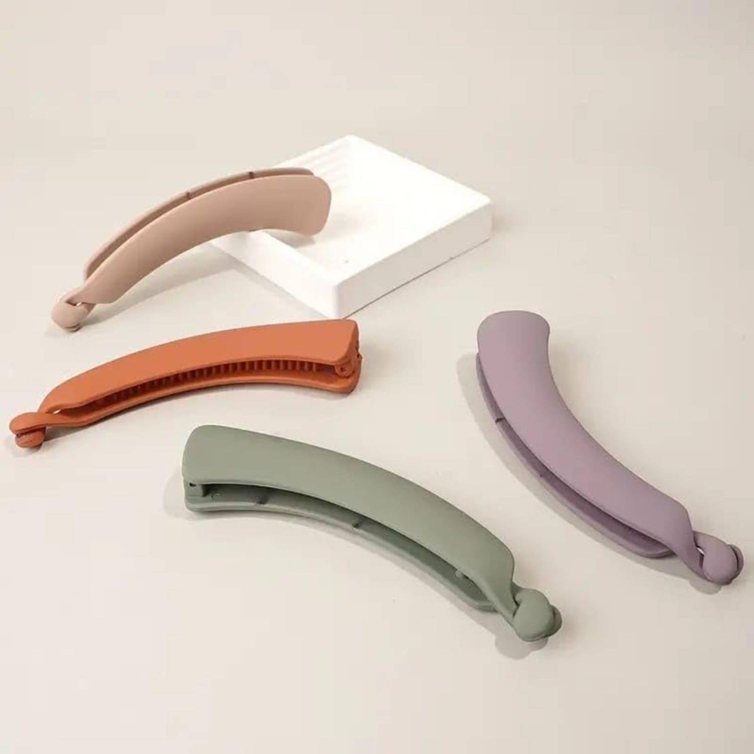     			Freebies Multi Women's Banana Clip ( Pack of 4 )