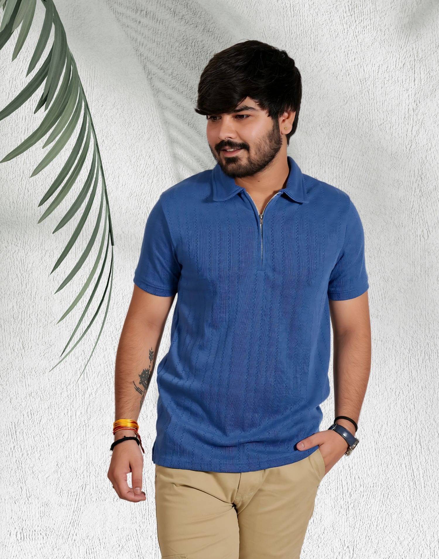     			LYNX Men Cotton Relaxed Fit Self Design T-Shirt ( Blue )