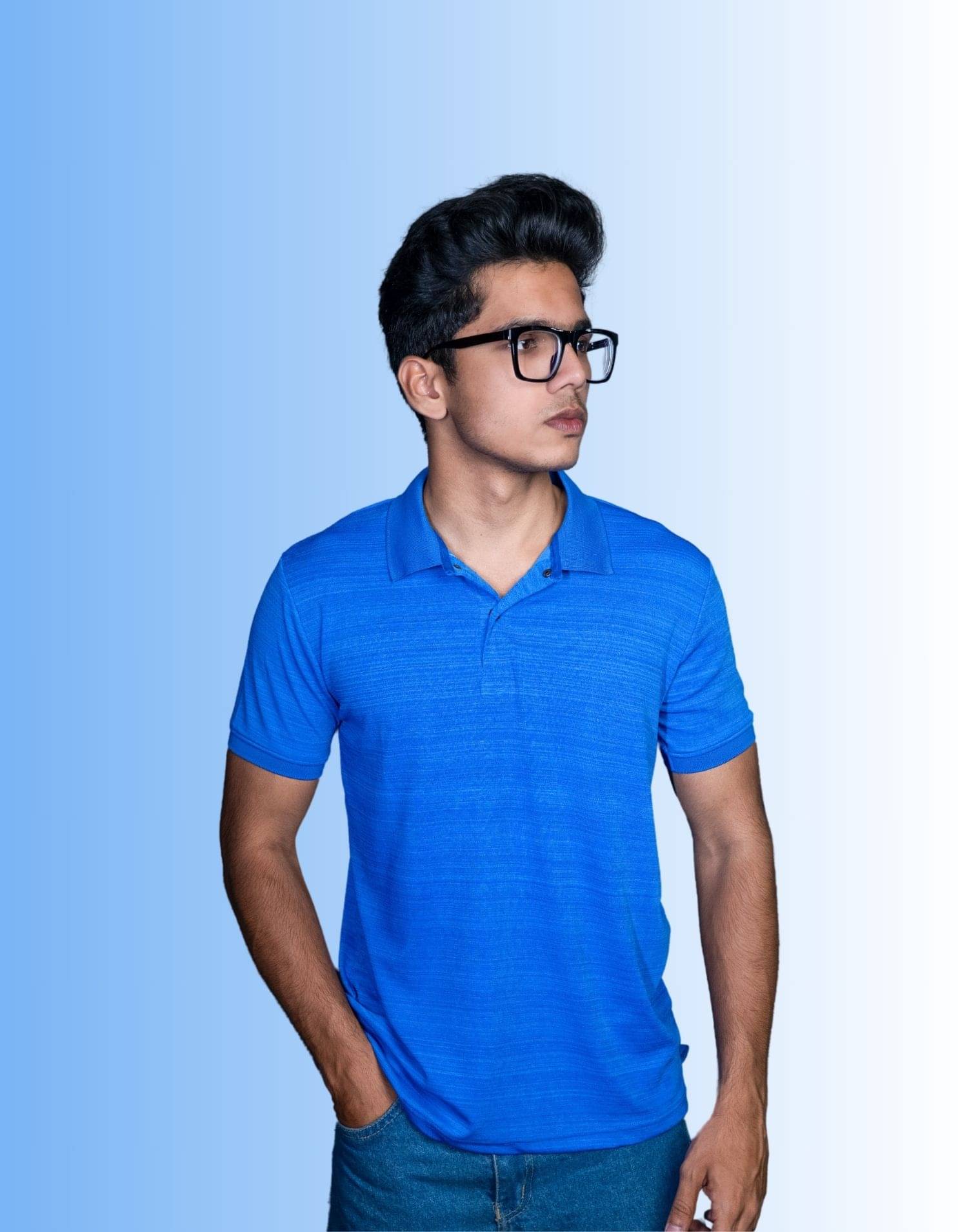     			LYNX Men Cotton Relaxed Fit Solid T-Shirt ( Blue )