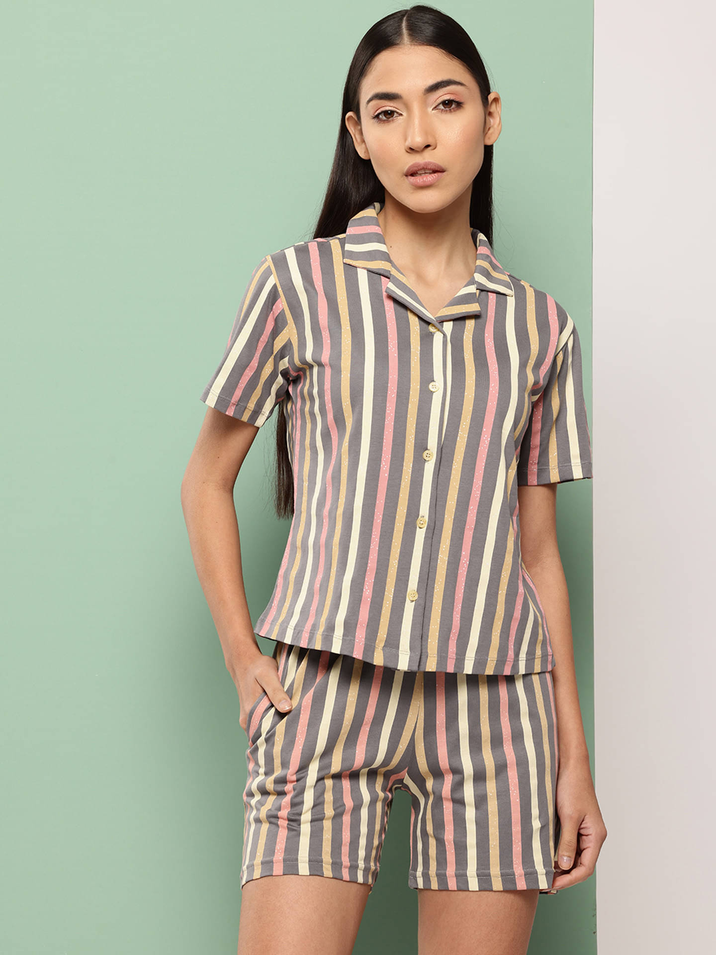     			Leading Lady Cotton Printed Women Top with Shorts ( Multicolor )