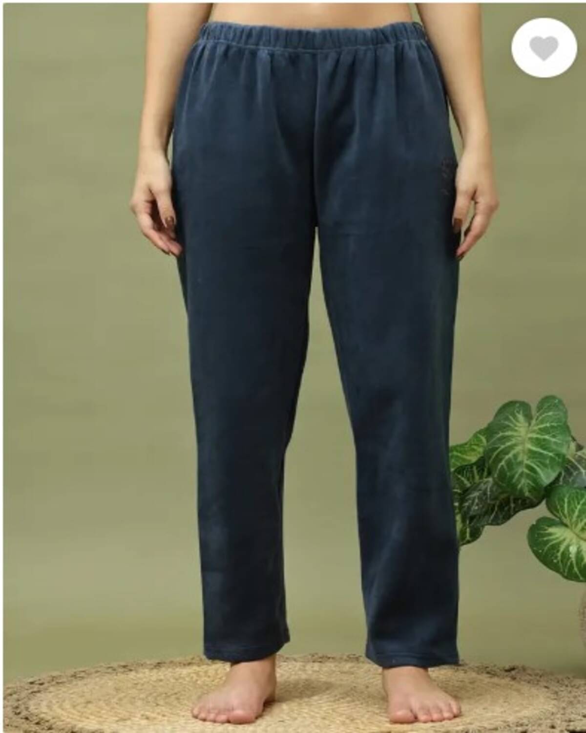     			MISS MEBINO Velvet Solid Women Pyjama ( Navy )
