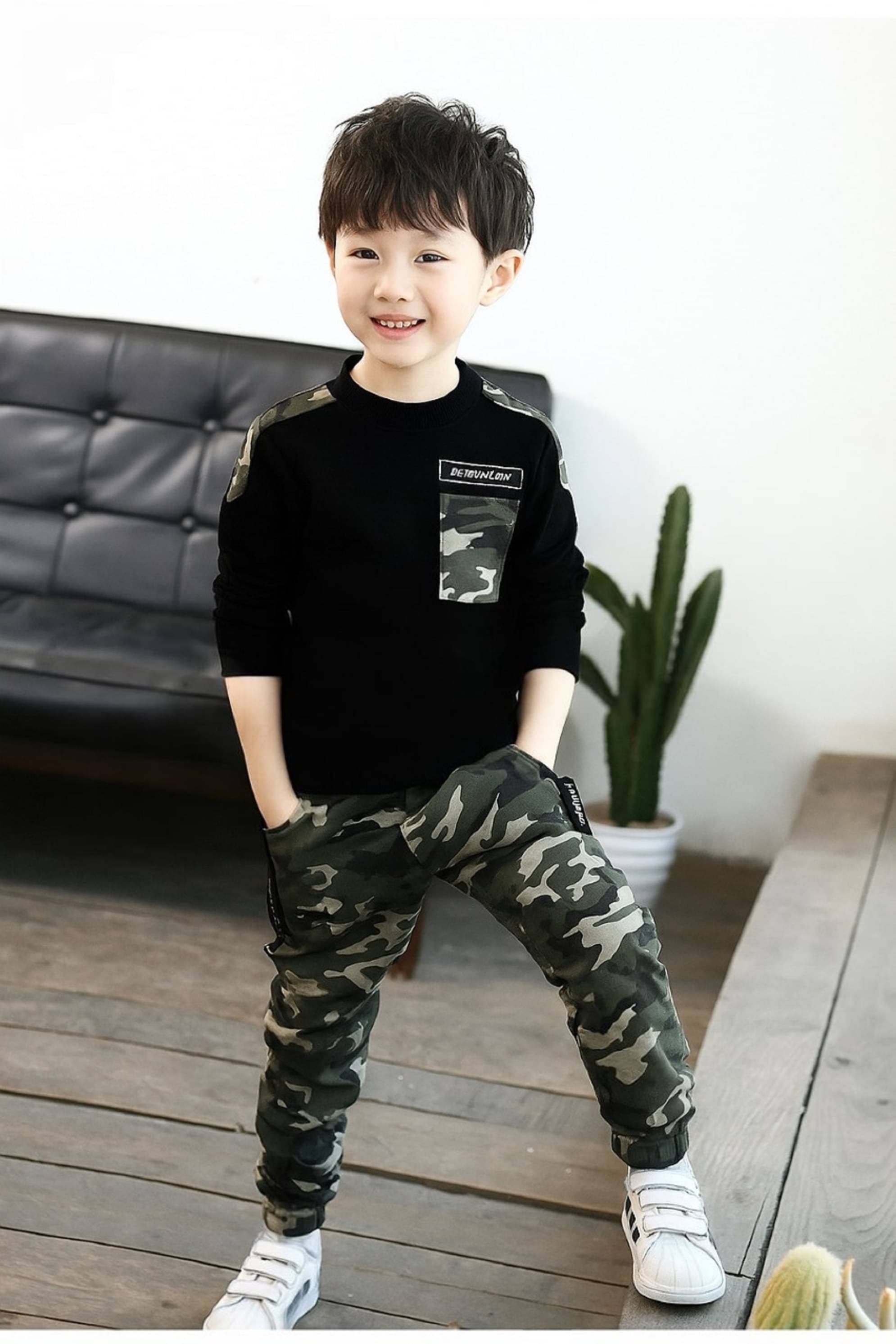     			PURPLE SKY Pack of 1 Boys Cotton Blend T-Shirt & Capris Set ( Black )