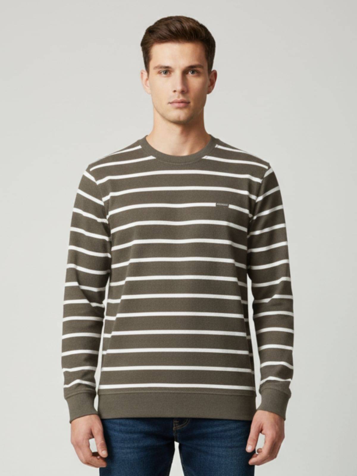 ParcelYard Cotton Blend Round Neck Men's Sweatshirt - Multicolor ( Pack of 1 )     			ParcelYard Cotton Blend Round Neck Men's Sweatshirt - Multicolor ( Pack of 1 )