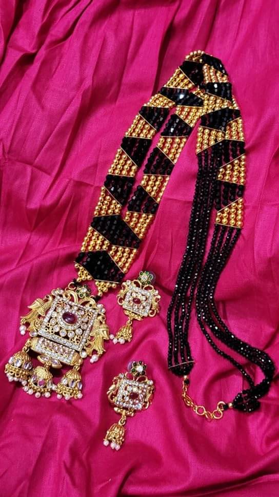     			SAJSHRUNGAR JEWELLERY Black Copper Necklace Set ( Pack of 1 )