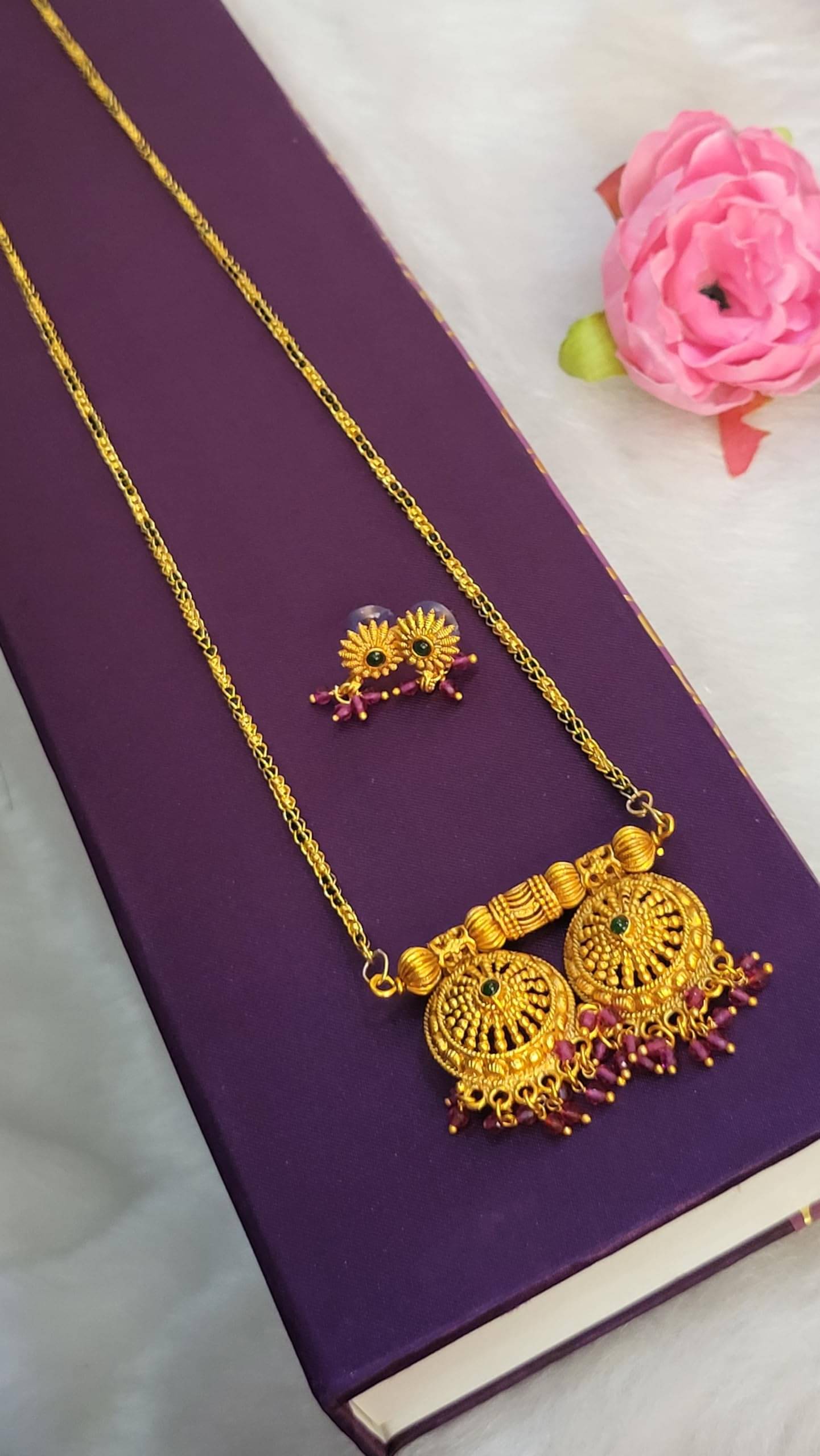     			SAJSHRUNGAR JEWELLERY Gold Copper Necklace Set ( Pack of 1 )